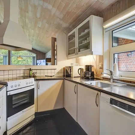 Vakantiehuis Elika - 900m To The Fjord By Interhome